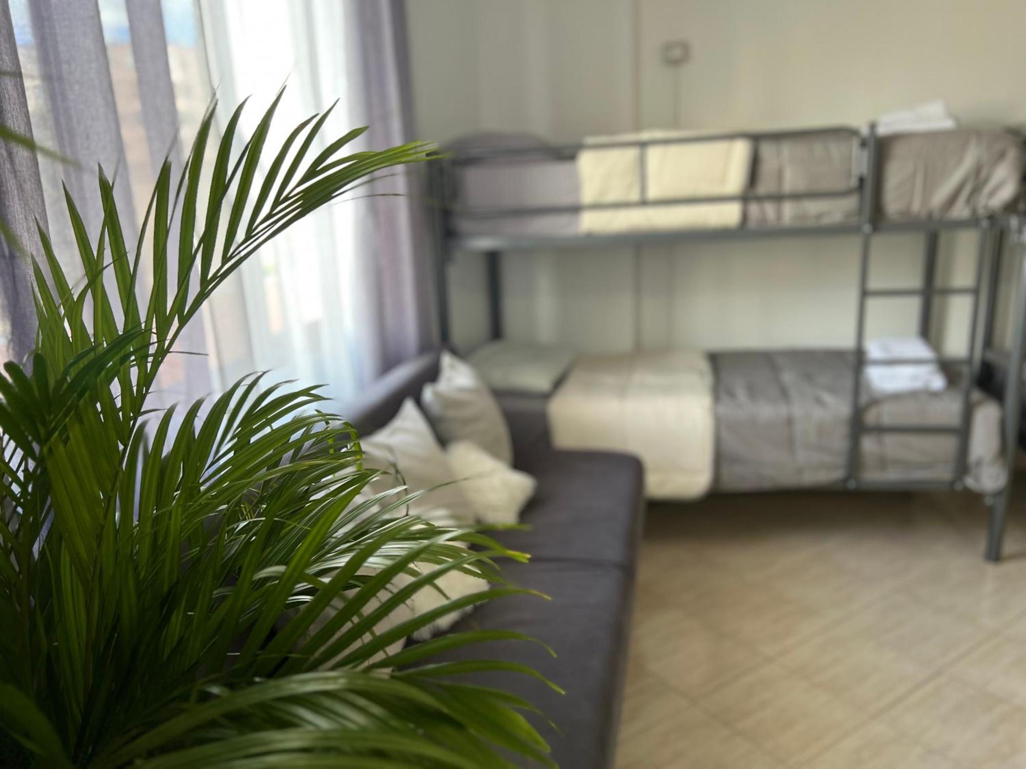Hostel By Fenix Τίρανα Εξωτερικό φωτογραφία