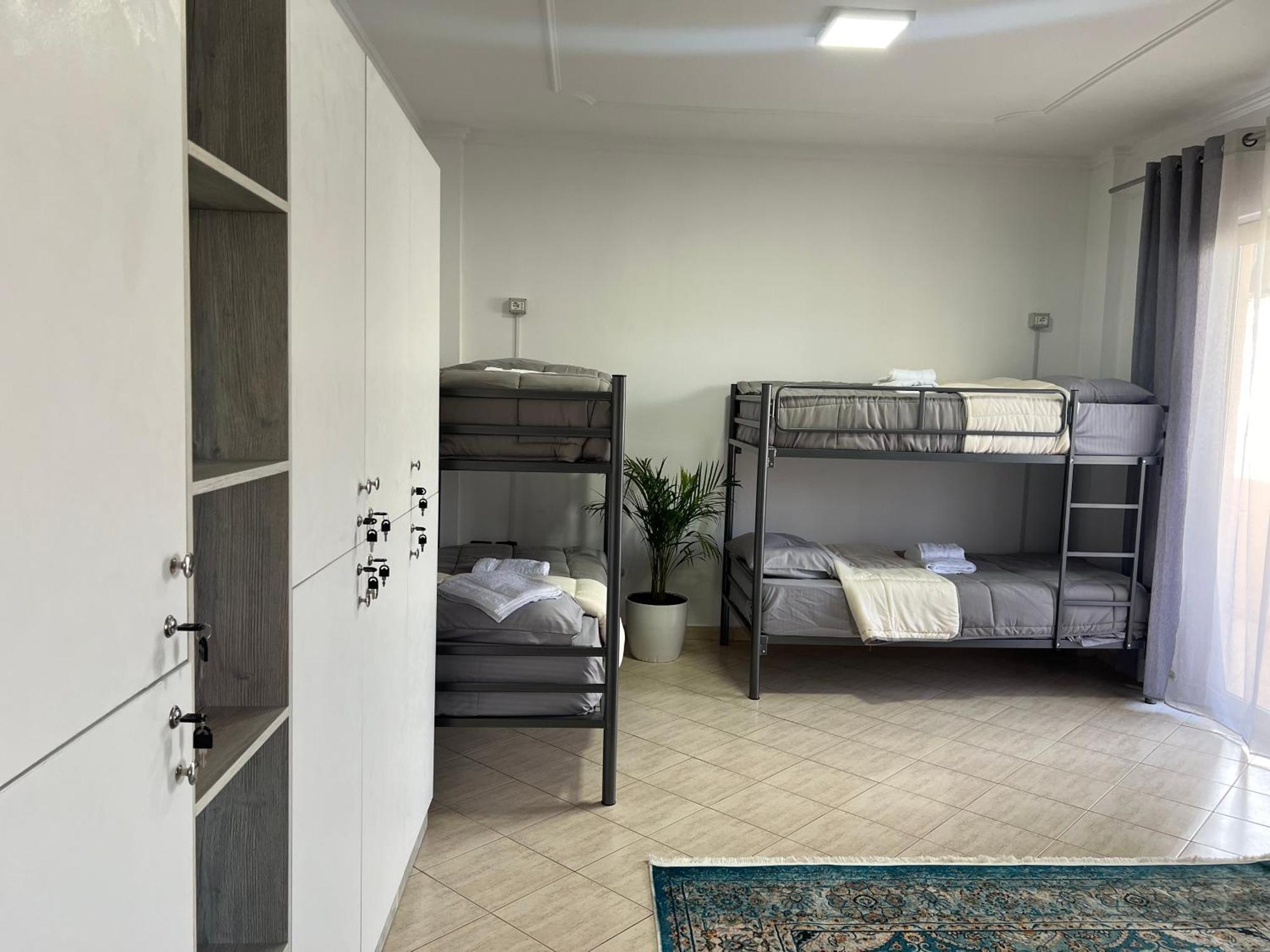 Hostel By Fenix Τίρανα Εξωτερικό φωτογραφία